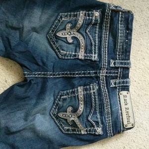 Rock Revival Buckle jeans